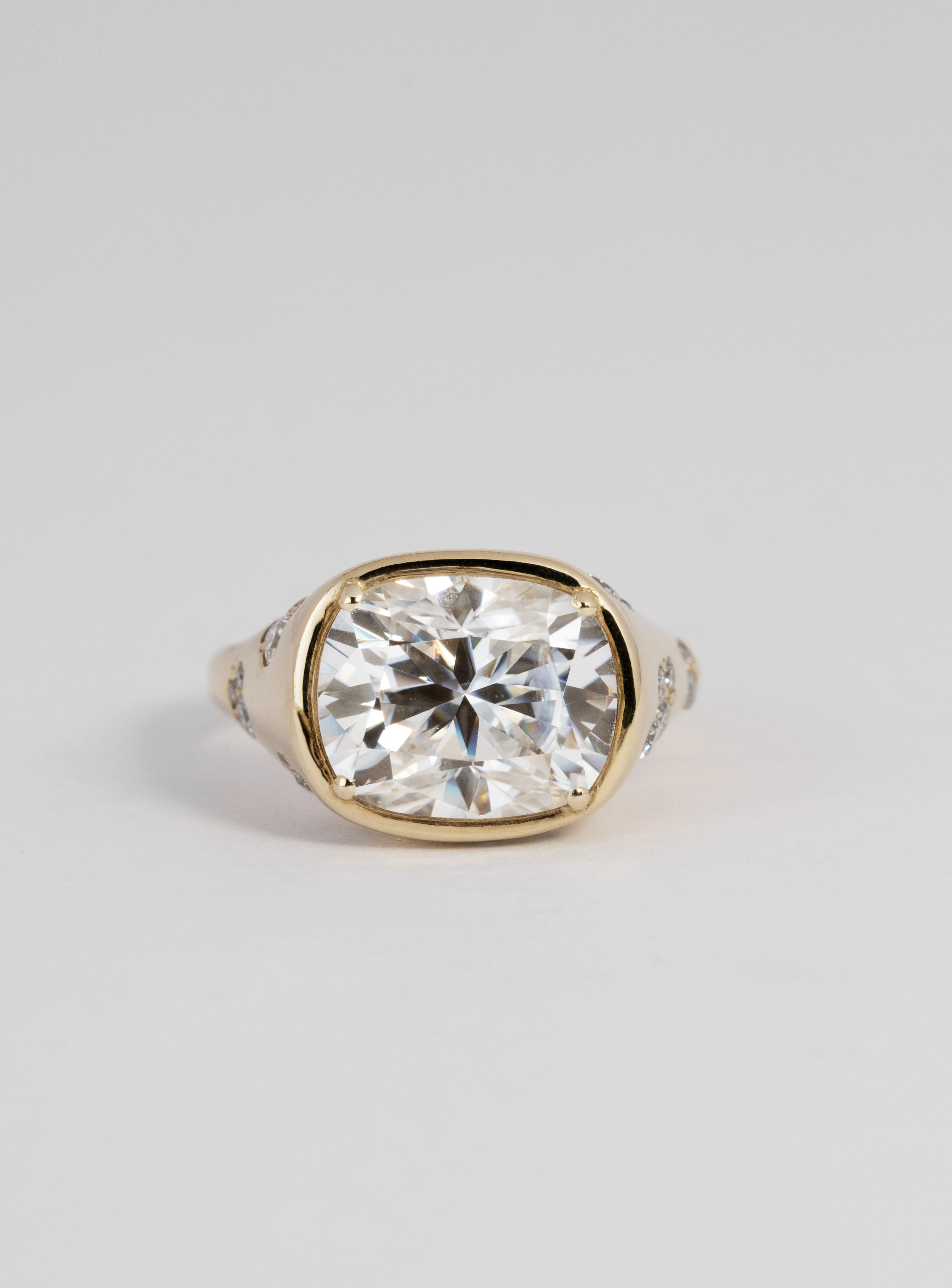 Pave Cushion Ring