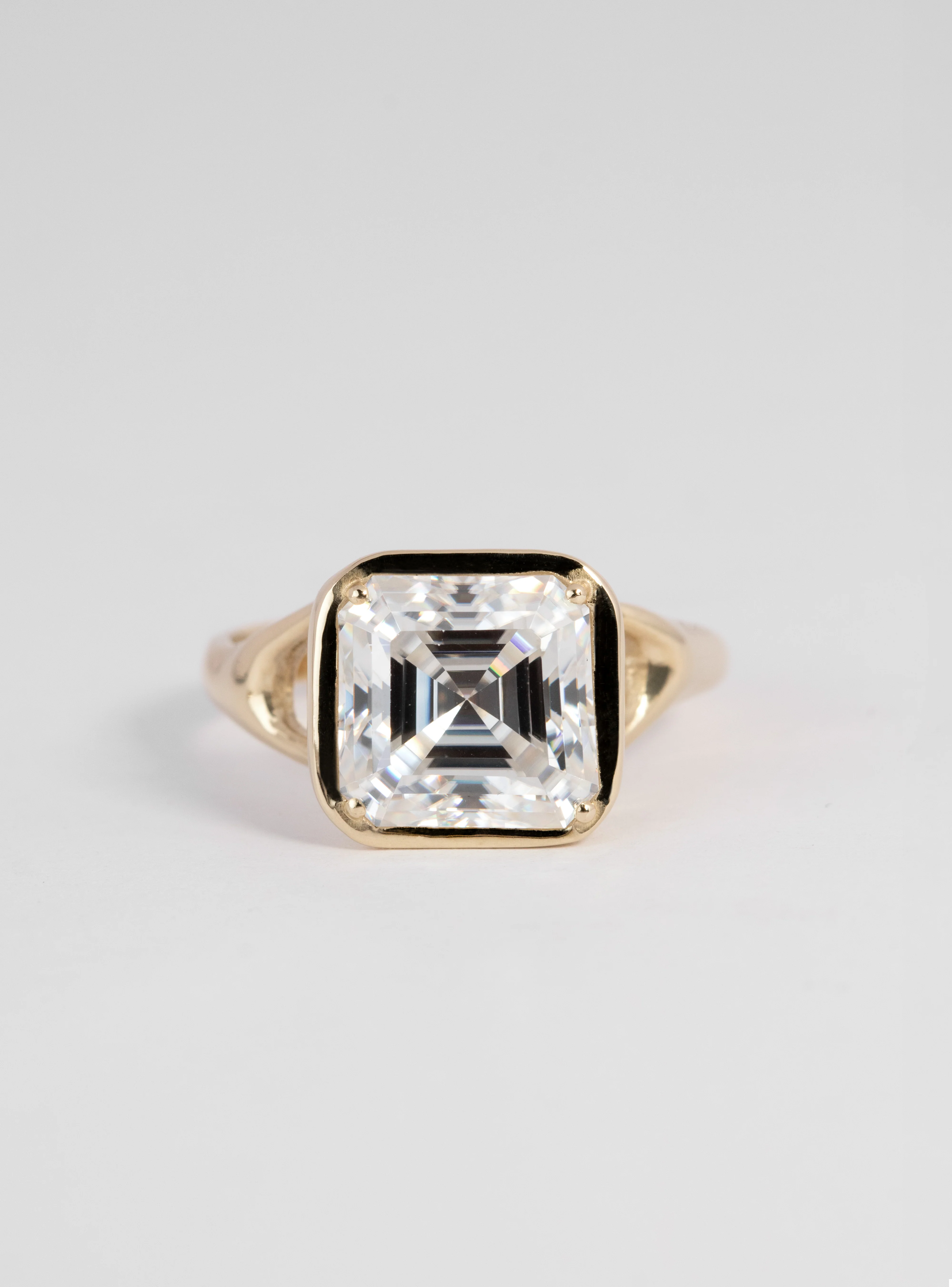 Square Open Air Ring
